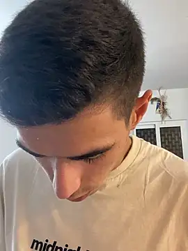 Snapshot of RicarBer chatting on 02-16-26, 07:10 RicarBer online show from 02-16-26, 07:10