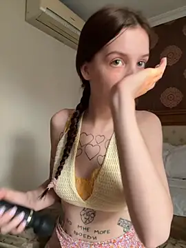 Sweet Evva online show from 09-13-25, 03:45