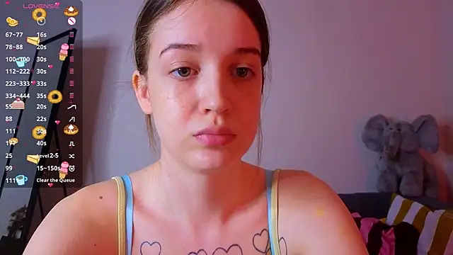 Snapshot of Sweet_Evva chatting on 04-09-26, 03:39 Sweet Evva online show from 04-09-26, 03:39