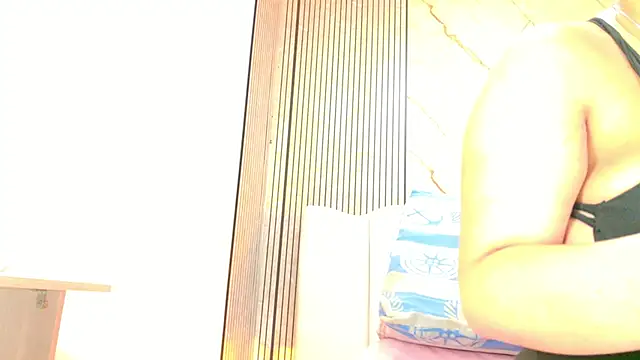 Sofia martiin online show from 03-21-26, 03:00