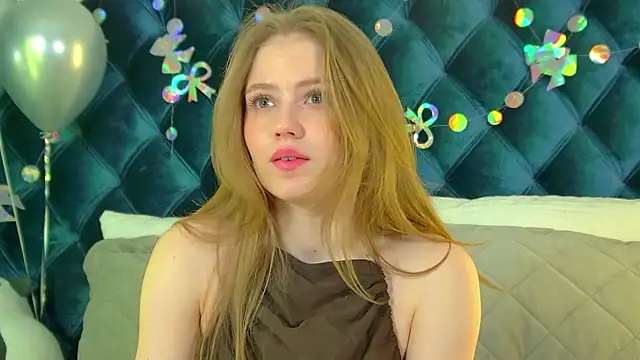 SelinSwarovski online show from 03-18-26, 04:10