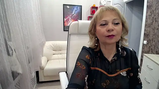 Milla Cutie18 online show from 12-22-25, 05:59