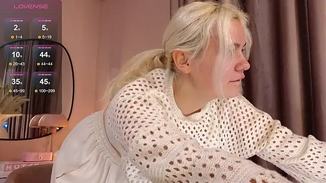 Snapshot of Maybe_Baby_ chatting on 12-02-24, 08:19 Maybe Baby online show from 12-02-24, 08:19