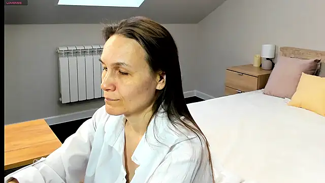 Lillian White online show from 02-22-25, 04:29