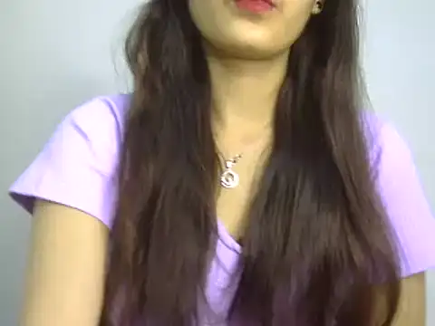 Snapshot of sonam_love- chatting on 12-24-24, 10:22 sonam love- online show from 12-24-24, 10:22