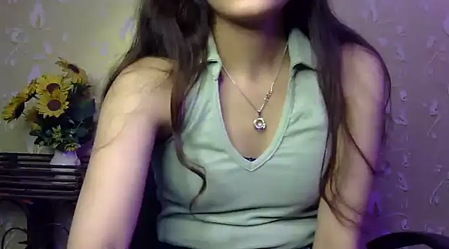 Snapshot of sonam_love- chatting on 01-06-25, 09:00 sonam love- online show from 01-06-25, 09:00