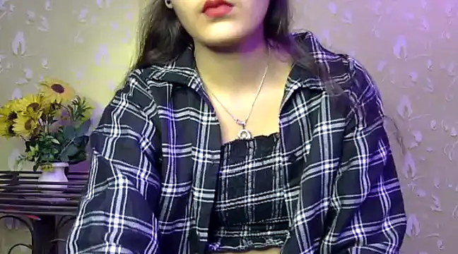 Snapshot of sonam_love- chatting on 01-09-25, 04:39 sonam love- online show from 01-09-25, 04:39