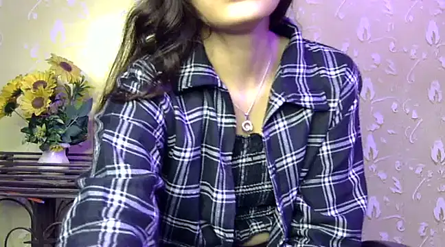 Snapshot of sonam_love- chatting on 01-09-25, 11:13 sonam love- online show from 01-09-25, 11:13