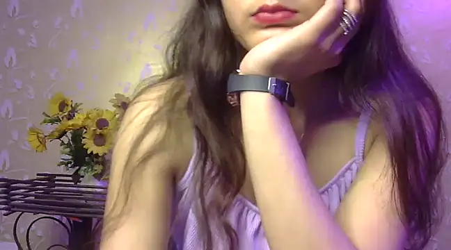 Snapshot of sonam_love- chatting on 01-15-25, 10:02 sonam love- online show from 01-15-25, 10:02