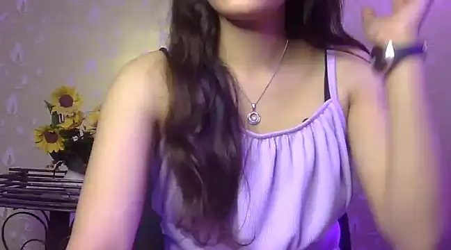 Snapshot of sonam_love- chatting on 01-18-25, 08:51 sonam love- online show from 01-18-25, 08:51