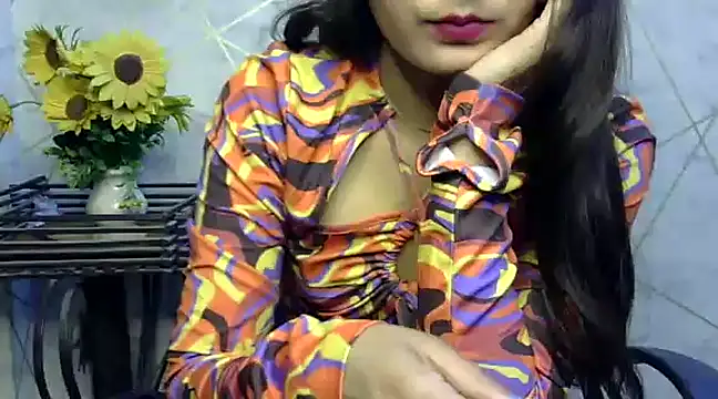 Snapshot of sonam_love- chatting on 03-10-25, 12:26 sonam love- online show from 03-10-25, 12:26