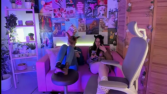 AveAngela online show from 12-29-24, 06:24