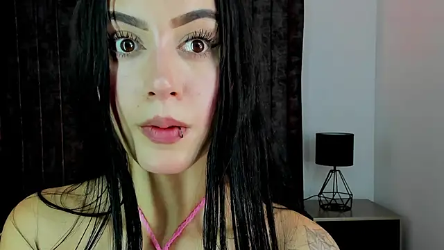 Snapshot of NataGarcia chatting on 12-10-24, 03:33 NataGarcia online show from 12-10-24, 03:33