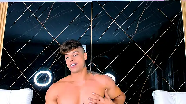 Owen Muzcle online show from 09-20-25, 01:28