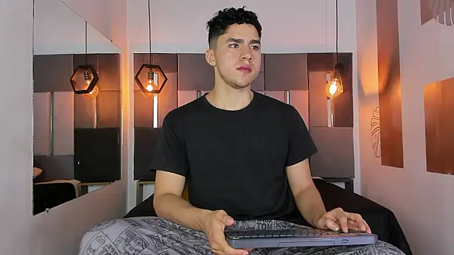 LiamNovak online show from 02-15-26, 12:58