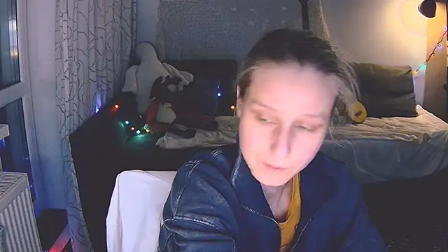Snapshot of KatiKate chatting on 12-13-24, 05:21 KatiKate online show from 12-13-24, 05:21