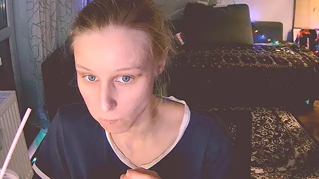 Snapshot of KatiKate chatting on 01-04-25, 07:13 KatiKate online show from 01-04-25, 07:13