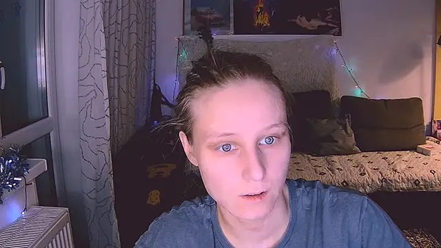 Snapshot of KatiKate chatting on 01-11-25, 02:15 KatiKate online show from 01-11-25, 02:15