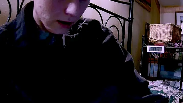 Snapshot of KatiKate chatting on 01-20-25, 10:59 KatiKate online show from 01-20-25, 10:59