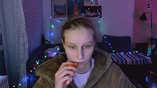 Snapshot of KatiKate chatting on 01-30-25, 06:21 KatiKate online show from 01-30-25, 06:21
