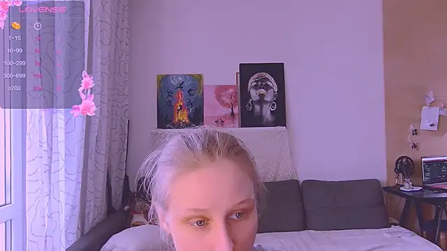Snapshot of KatiKate chatting on 03-17-25, 03:29 KatiKate online show from 03-17-25, 03:29