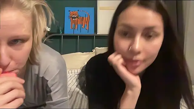 KatiKate online show from 11-06-25, 03:46