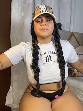 Violetrousse online show from 11-08-25, 08:29