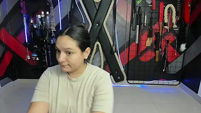 Snapshot of SUBMISSION_BDSM chatting on 03-31-26, 10:37 SUBMISSION BDSM online show from 03-31-26, 10:37