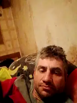 Gotowy40 online show from 12-19-24, 01:07