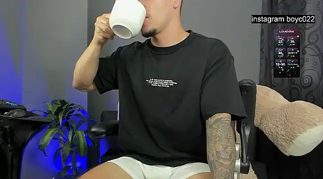 boyc022  online show from 02-10-25, 09:14