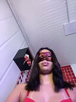 Snapshot of isabella048 chatting on 12-02-25, 03:23 isabella048 online show from 12-02-25, 03:23