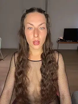  ExoticGirl online show from 11-28-25, 07:55