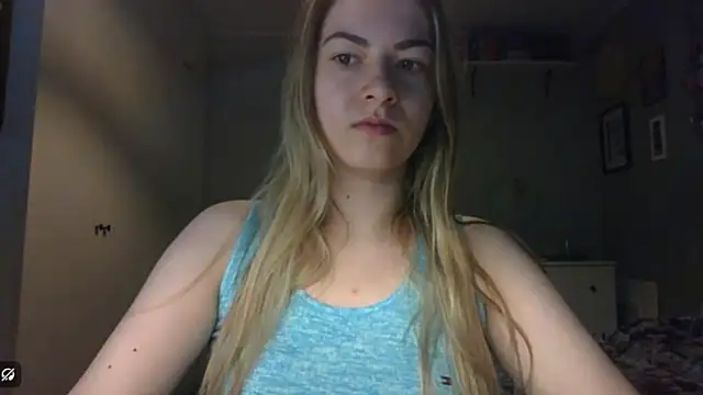 Snapshot of ROSIEx_sweet chatting on 04-09-26, 06:41 ROSIEx sweet online show from 04-09-26, 06:41