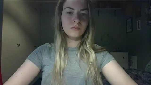 Snapshot of ROSIEx_sweet chatting on 04-20-26, 06:38 ROSIEx sweet online show from 04-20-26, 06:38