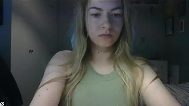 Snapshot of ROSIEx_sweet chatting on 05-26-26, 06:53 ROSIEx sweet online show from 05-26-26, 06:53