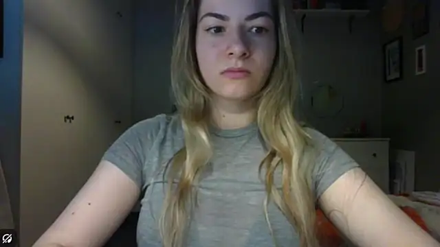Snapshot of ROSIEx_sweet chatting on 06-11-26, 06:44 ROSIEx sweet online show from 06-11-26, 06:44