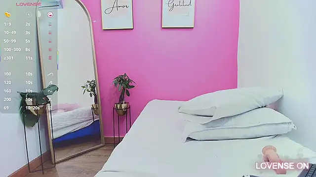 hornybarelylegalgirl online show from 02-12-25, 12:44