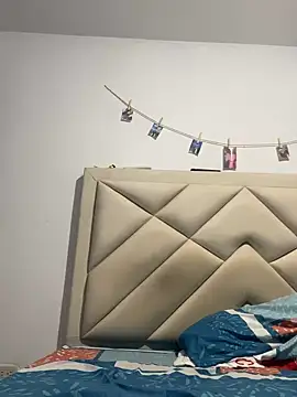 Snapshot of kajuxxx69 chatting on 03-20-25, 09:35 kajuxxx69 online show from 03-20-25, 09:35