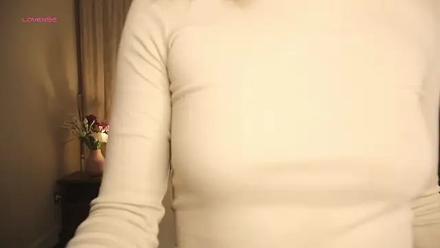 Snapshot of UdelaAshfield chatting on 03-05-25, 04:24 UdelaAshfield online show from 03-05-25, 04:24