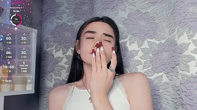 Snapshot of BlissDodd chatting on 02-06-25, 06:24 BlissDodd online show from 02-06-25, 06:24