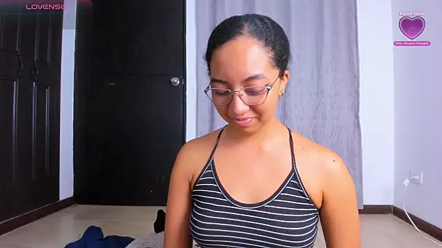 NAHOMI MILLER online show from 10-01-25, 01:11