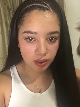 Snapshot of Julieta_333 chatting on 09-11-25, 12:33 Julieta 333 online show from 09-11-25, 12:33