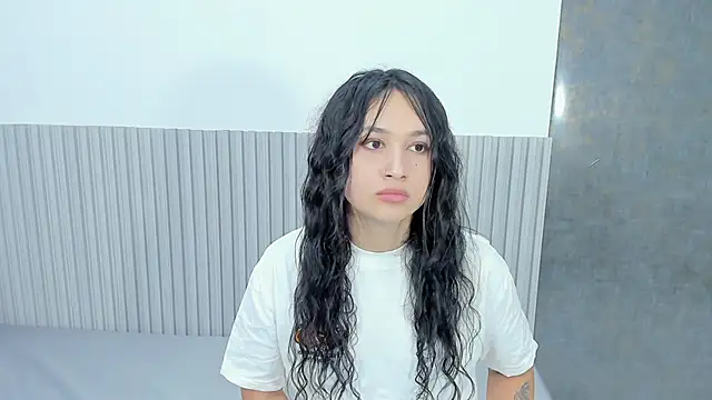 lana boomer online show from 01-25-25, 08:10