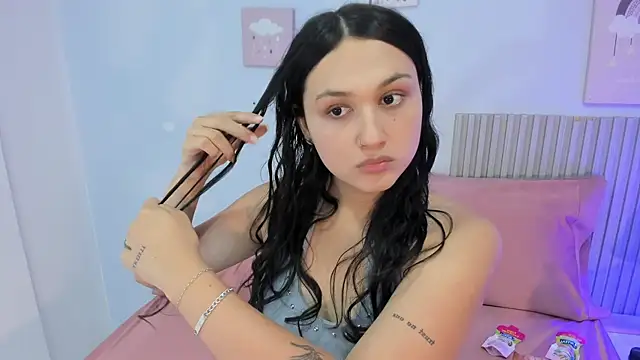 Snapshot of lana_boomer chatting on 06-19-26, 08:01 lana boomer online show from 06-19-26, 08:01