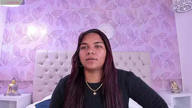 Snapshot of Carolina_Evanss chatting on 02-10-25, 03:35 Carolina Evanss online show from 02-10-25, 03:35