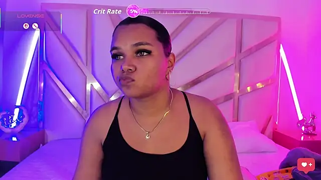 Snapshot of Carolina_Evanss chatting on 10-12-25, 11:42 Carolina Evanss online show from 10-12-25, 11:42