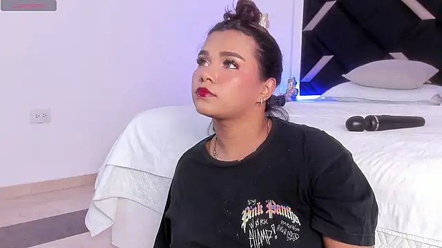 Carolina Evanss online show from 05-31-26, 04:20