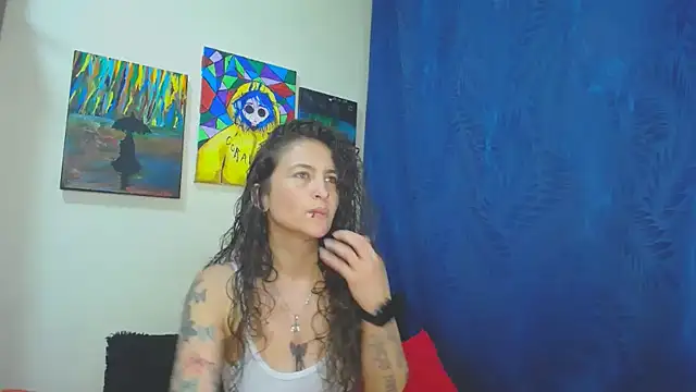 Snapshot of Leyla_Horny_Bg chatting on 11-06-25, 12:00 Leyla Horny Bg online show from 11-06-25, 12:00