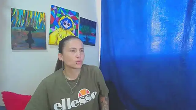 Snapshot of Leyla_Horny_Bg chatting on 11-10-25, 09:25 Leyla Horny Bg online show from 11-10-25, 09:25