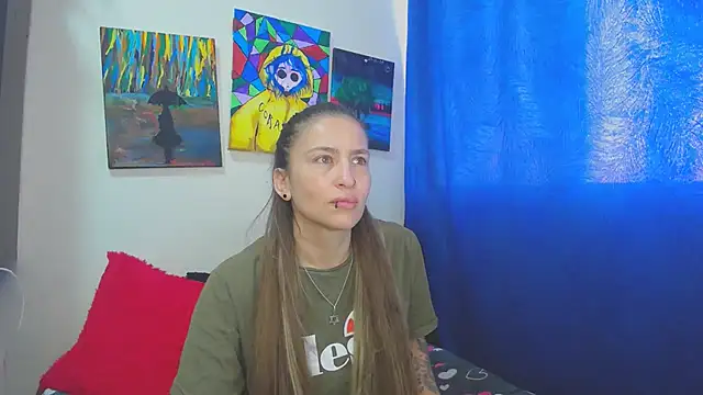 Snapshot of Leyla_Horny_Bg chatting on 11-11-25, 12:05 Leyla Horny Bg online show from 11-11-25, 12:05